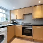 Cosy & Peaceful Self Contained Home In Montpellier