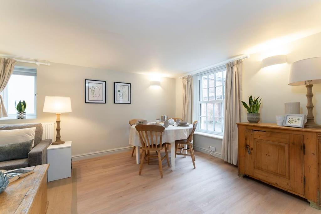 Cosy & Peaceful Self Contained In Montpellier Holiday home *