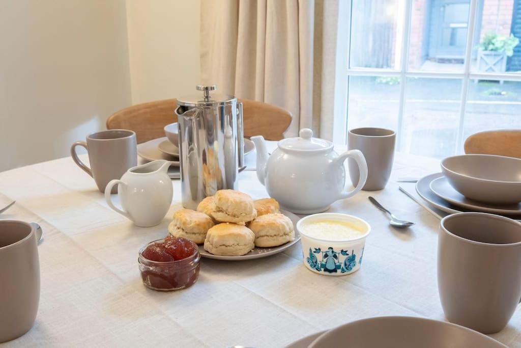 Cosy & Peaceful Self Contained In Montpellier Holiday home Cheltenham