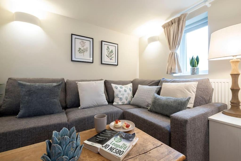 Cosy & Peaceful Self Contained In Montpellier Cheltenham