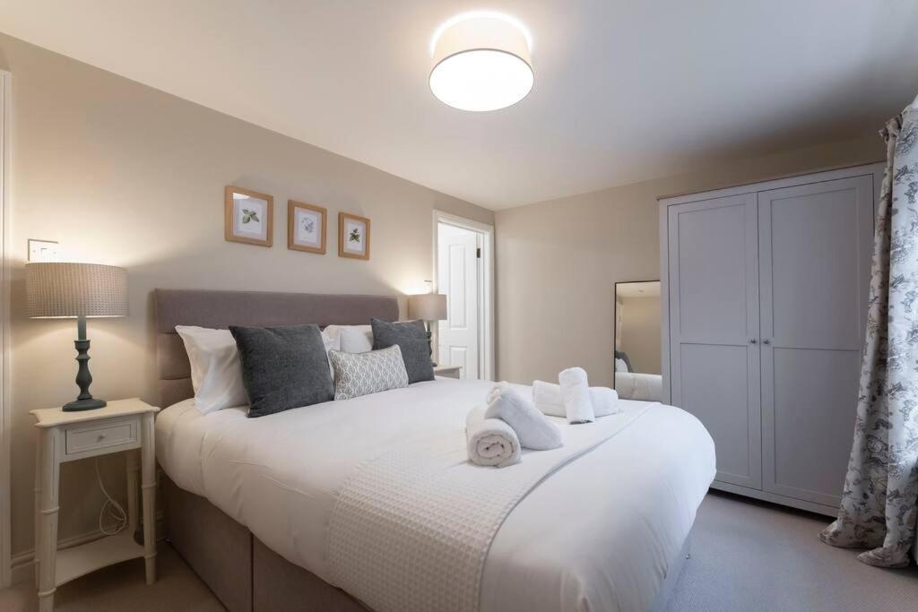 Cosy & Peaceful Self Contained In Montpellier * Cheltenham